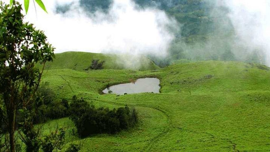 Chembra peak